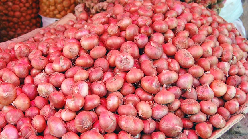 Deshi Peyaj (Local Onion) 1 kg